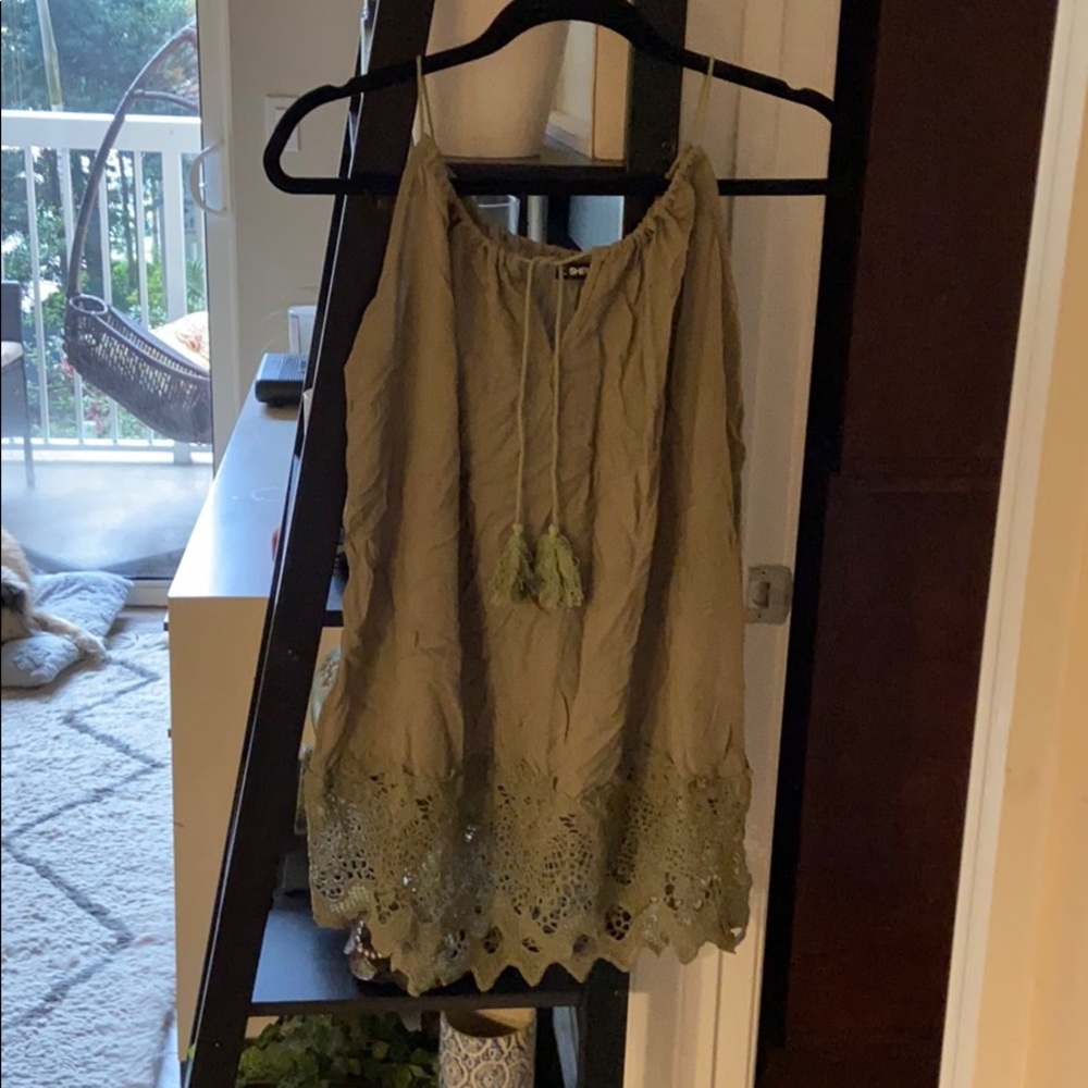 Woman’s top